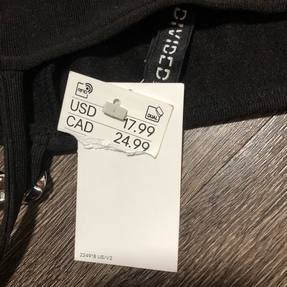 NWT H&M Divided Black Ribbed Crop Top with Chain Straps - Picture 4 of 5